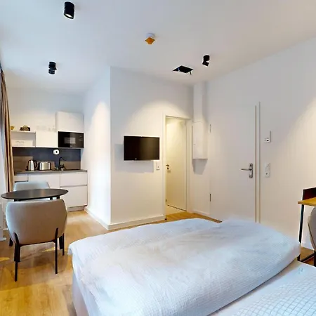 02 No 8a Boardinghouse アパート