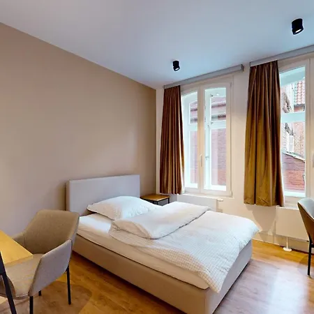 아파트 02 No 8a Boardinghouse